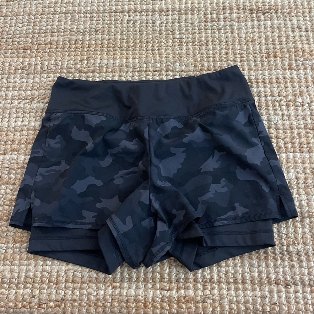 90 Degree By Reflex Dark Camo Athletic Shorts